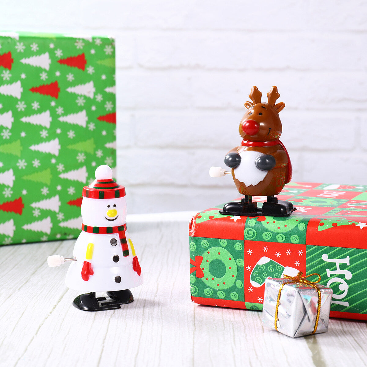 8pcs Christmas Wind Up Walking Toys V7347