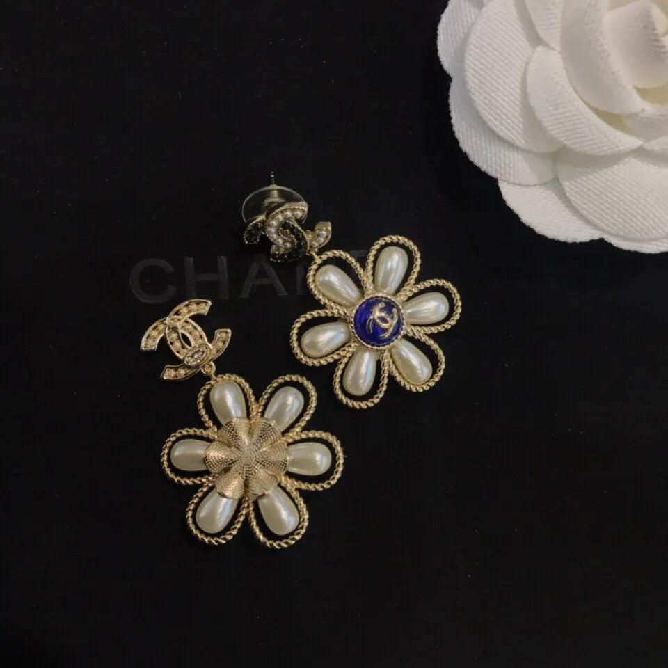 Earrings P600